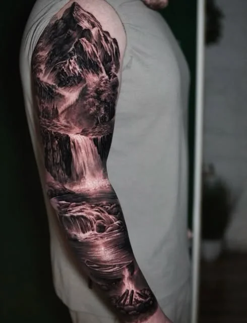 Falls, sleeve, black and grey realism